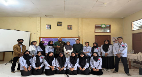 Mini Seminar Psikologi Identitas dan Konformitas